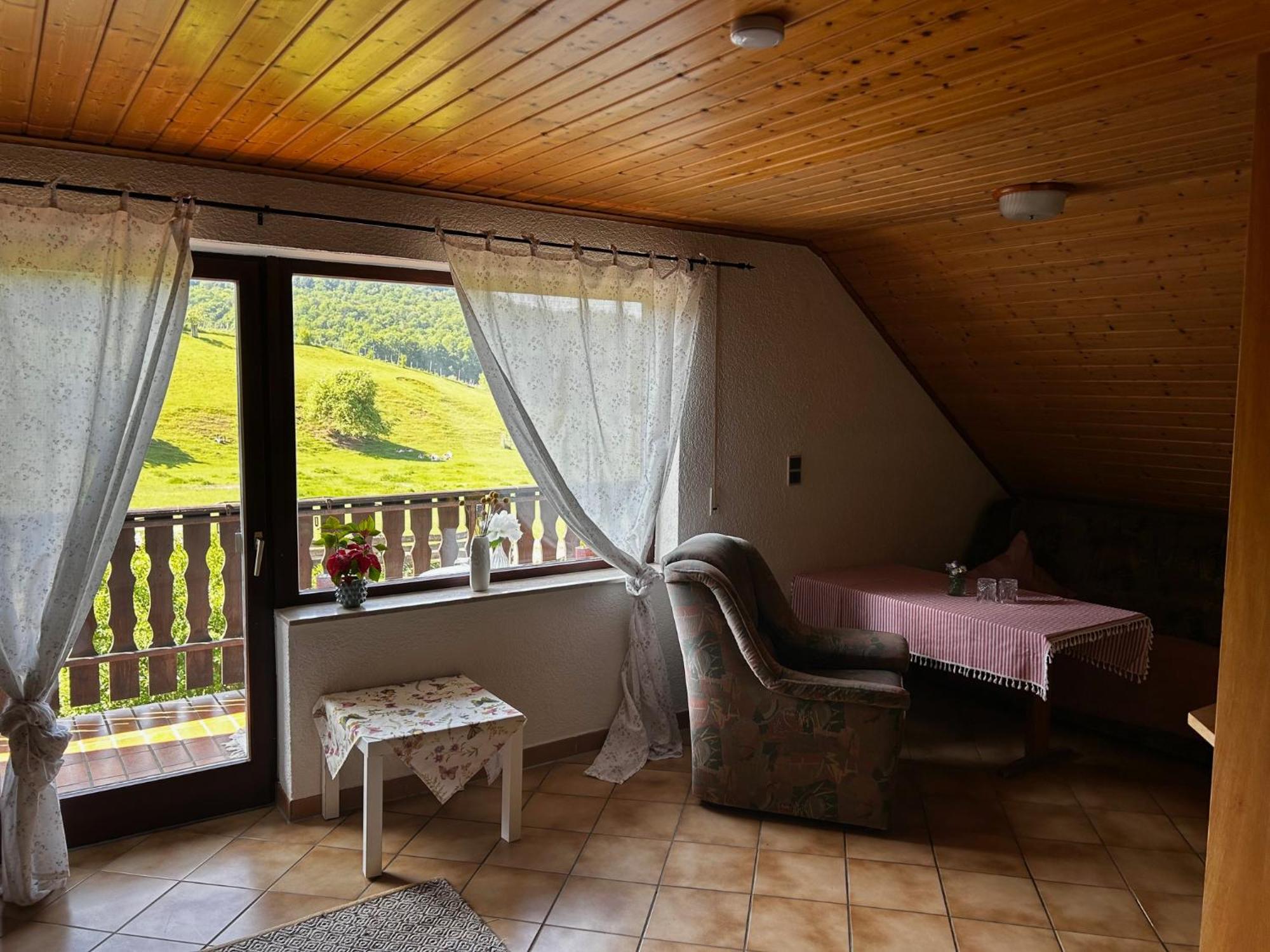 Pension Margarete Handthal Exterior photo